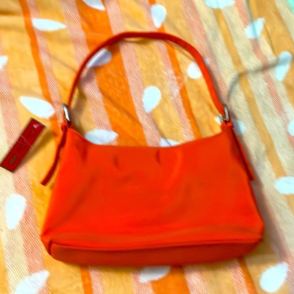 MAKE OFFERS Adjustable orange shoulder bag. - Picture 1 of 5